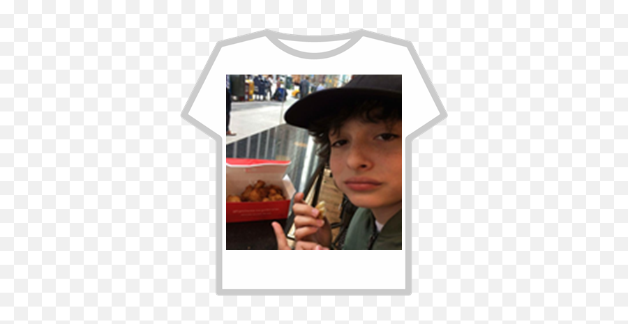 Finn Wolfhard Eating Chicken - Roblox Finn Wolfhard Cute Selfies Png,Finn Wolfhard Png