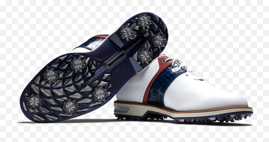 Classic Style Mens Spiked Golf Shoe - Round Toe Png,Footjoy Mens Icon Saddle Golf Shoe Closeouts