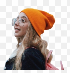 Emma Png - Emma Chamberlain Emma Chamberlain In A Beanie Emma Chamberlain Png Transparent,Emma Stone Png