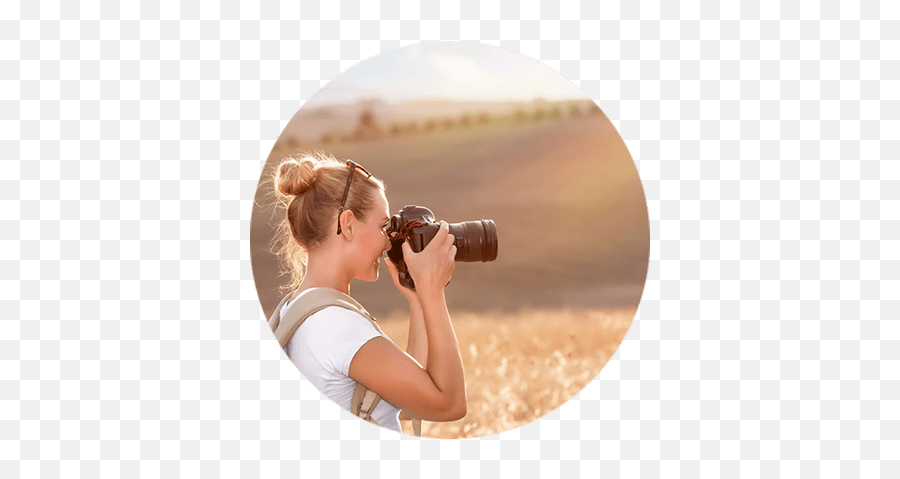 How To Become A Professional Photographer - Girl Photographing Png,Photographer Png