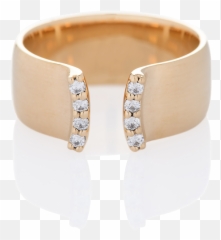 Wide Yellow Gold Ring - Engagement Ring png