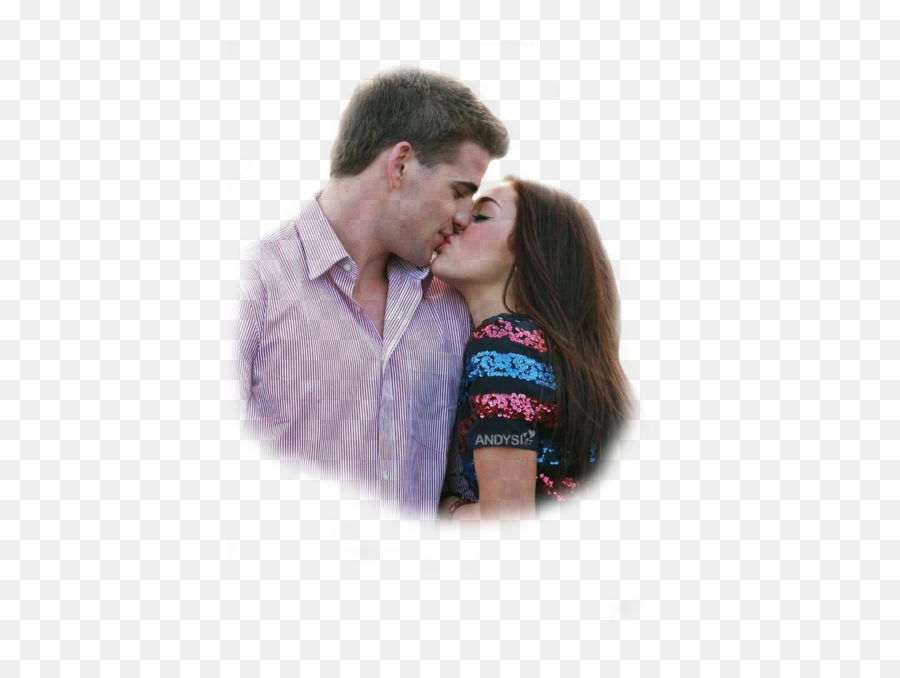 Miley Cyrus Liam Hemsworth Psd Official Psds - Miley Cyrus Liam Hemsworth Teen Vogue Png,Miley Cyrus Png