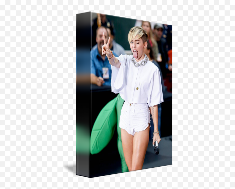 Miley Cyrus By Debby Wong - Worst Dressed Celebrities Hollywood Png,Miley Cyrus Png