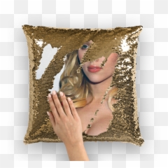 Margot Robbie - Celebriteeclothing Christopher Walken Pillow Png,Margot Robbie Png