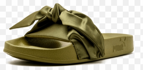 Messagesmetarouteproducttitle - Slide Sandal Png,Rihanna Png
