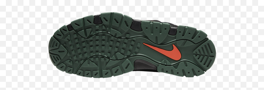 Nike Air Barrage Are Back From The 90s - Water Shoe Png,Nike Logo Background