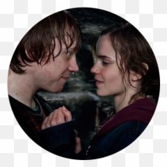 Download Com Couple Emma Watson Girl And Boy Hermione - Harry Potter Hermione And Ron Png,Hermione Png