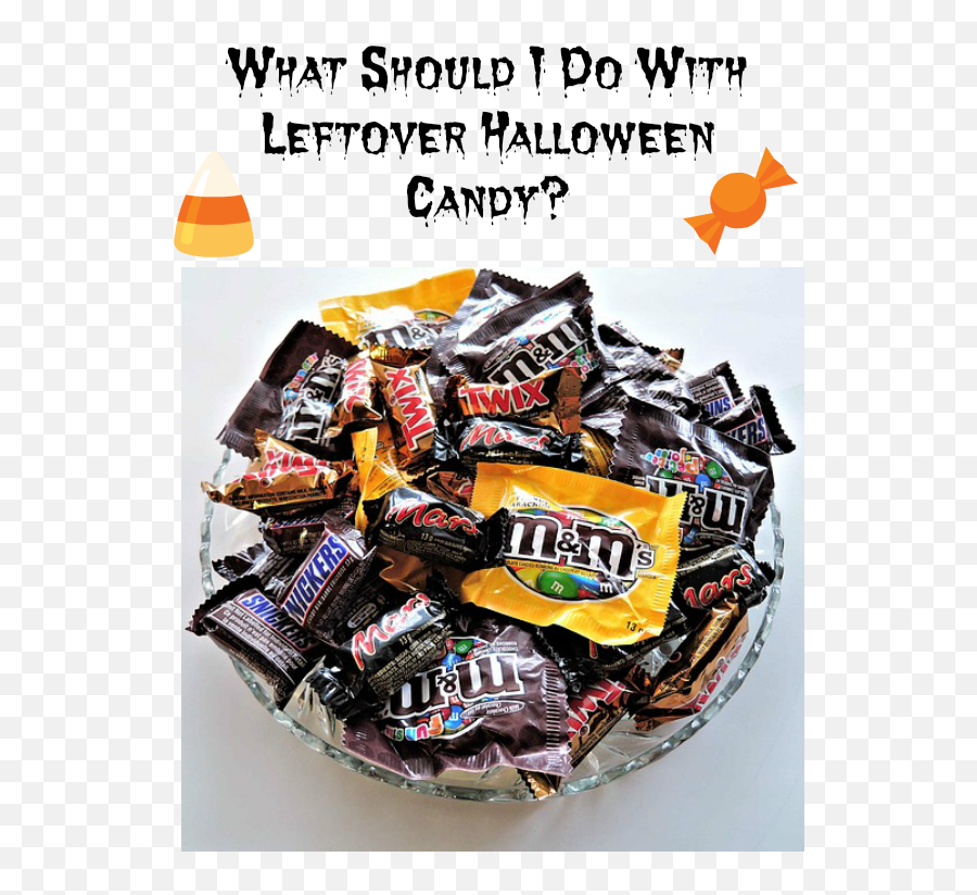 Download Hd Halloween - Candy Bowl Con Chocolates Bowl Of Chocolate Candy Png,Halloween Candy Png