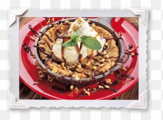 Chocolate Chip Cookie Sundae - Bubba Gump Dessert Menu png