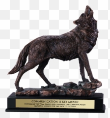 Bronze Wolf Award Statue - Animal Figure png