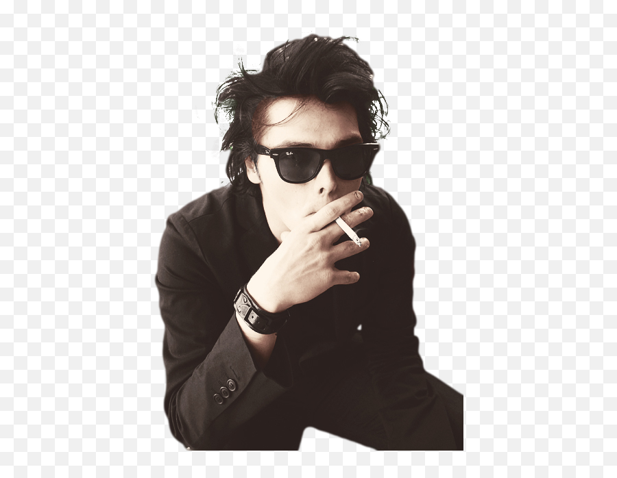 Tumblrna4fwis5n81sg2olmo1500png 500644 Uploaded By Eff - Gerard Way With Cigarette,My Chemical Romance Transparent