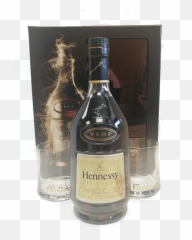 Hennessy Vsop Privilege Gift Set - Hennessy Cognac Vsop Glass Png,Hennessy Bottle Png