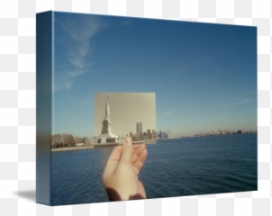 New York City Remembering The Twin Towers By - Leisure png