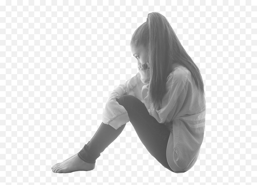 Ariana Grande Sitting - Ariana Grande Sitting Png,Ariana Grande Png