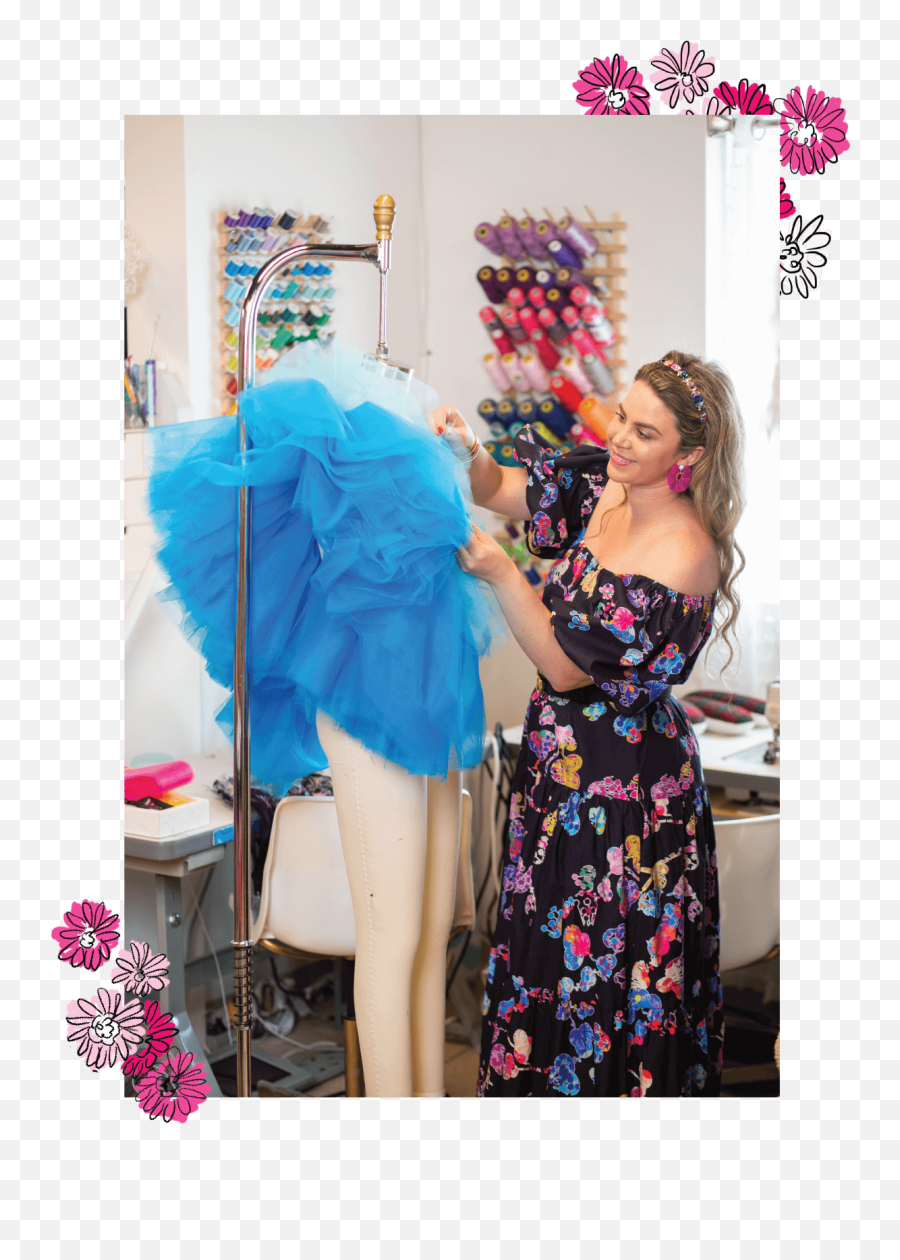 Amanda Perna Colorful Fashion Designer - Event Png,Americasmart Icon Honors