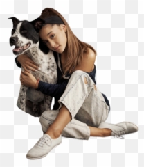 Ariana Grande Cuddling With A Cat Png - Ariana Grande And Dogs,Ariana Grande Transparent Background