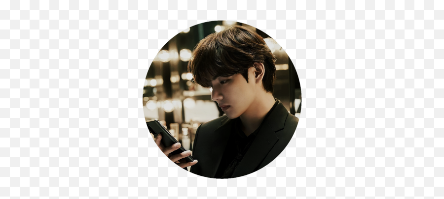 Pandu Kim Direkwtur Twitter - Bts V Samsung Photoshoot Png,Bts Jungkook Icon