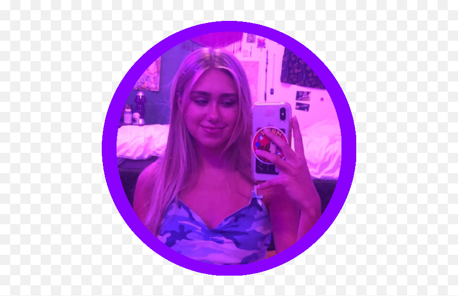 Emily Skinner Icon Com Borda - Lexcorp Png,Maggie Lindemann Gif Icon