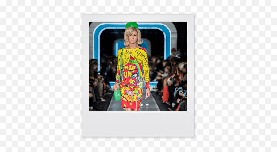 Paris Fashion Week U2022 Letu0027s Meet In - Milan Moschino Fashion Show Png,Fashion Show Png