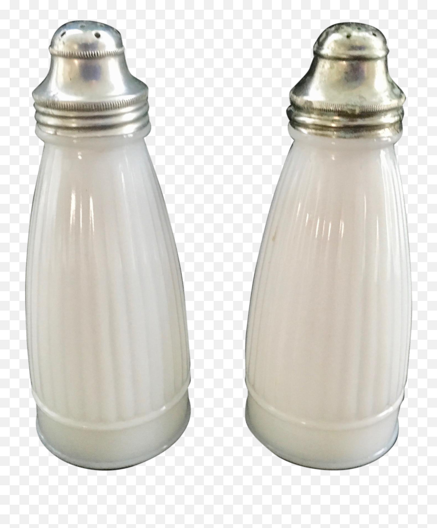 Download Hd These Beautifully - Vintage Milk Glass Salt And Pepper Shakers Png,Salt Shaker Transparent Background