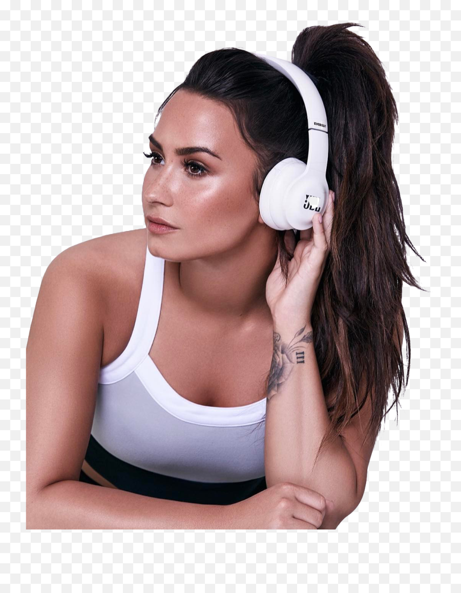 Chiari Resources - Demi Lovato With Headphones Png,Demi Lovato Png